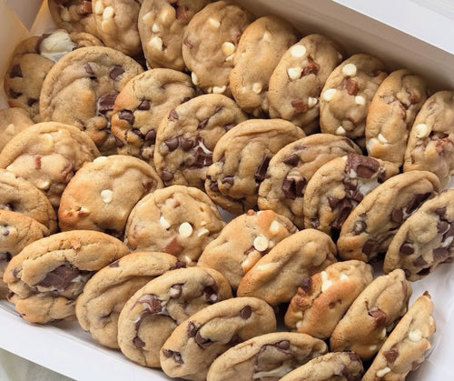 1 box of mini cookies